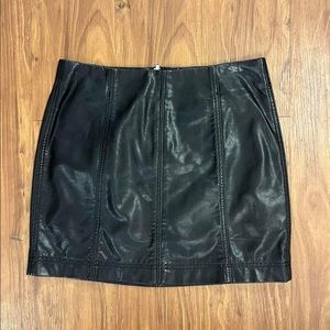 NWT Newburyport Kustom black leather skirt